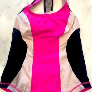 Lululemon workout too with built in bra